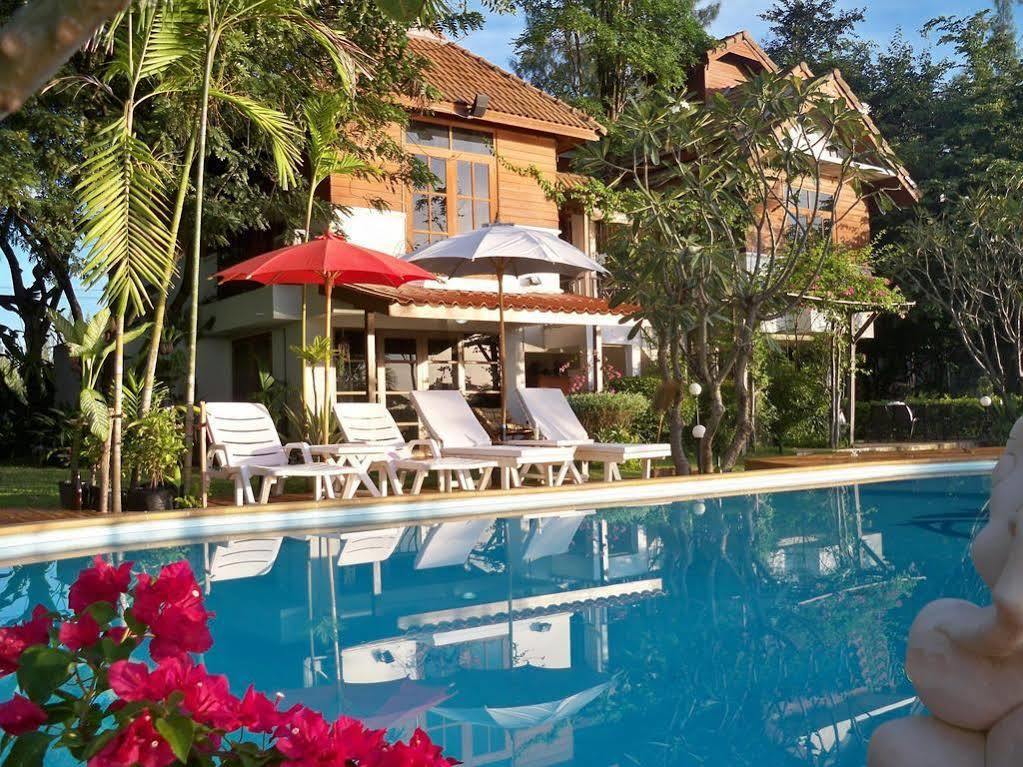 Golden Lake View Boutique Resort Kanchanaburi Luaran gambar