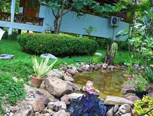 Golden Lake View Boutique Resort Kanchanaburi Luaran gambar