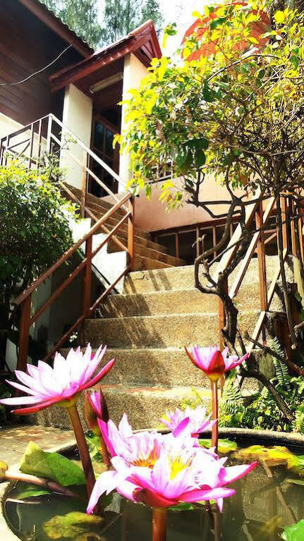 Golden Lake View Boutique Resort Kanchanaburi Luaran gambar